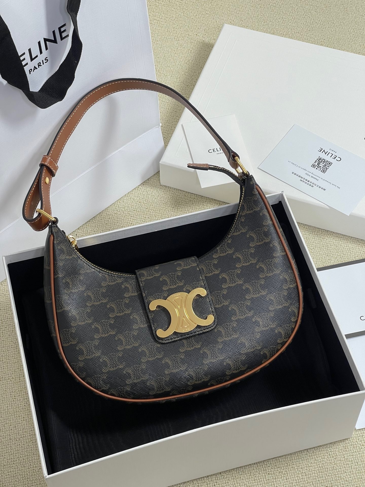 2A7AADE0-52D5-4030-B6AB-4D8B9042D617