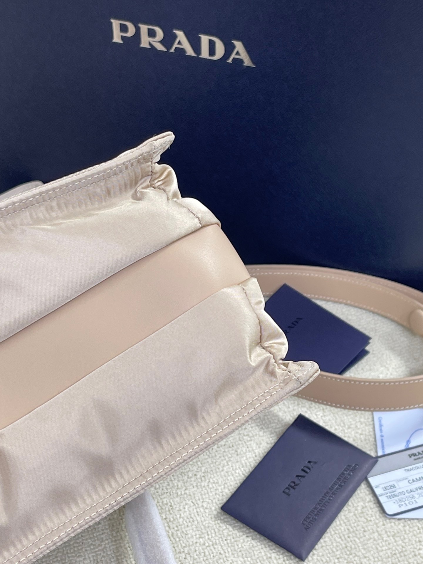 5EF186EE-EB83-4F07-87D2-D47196B8C980