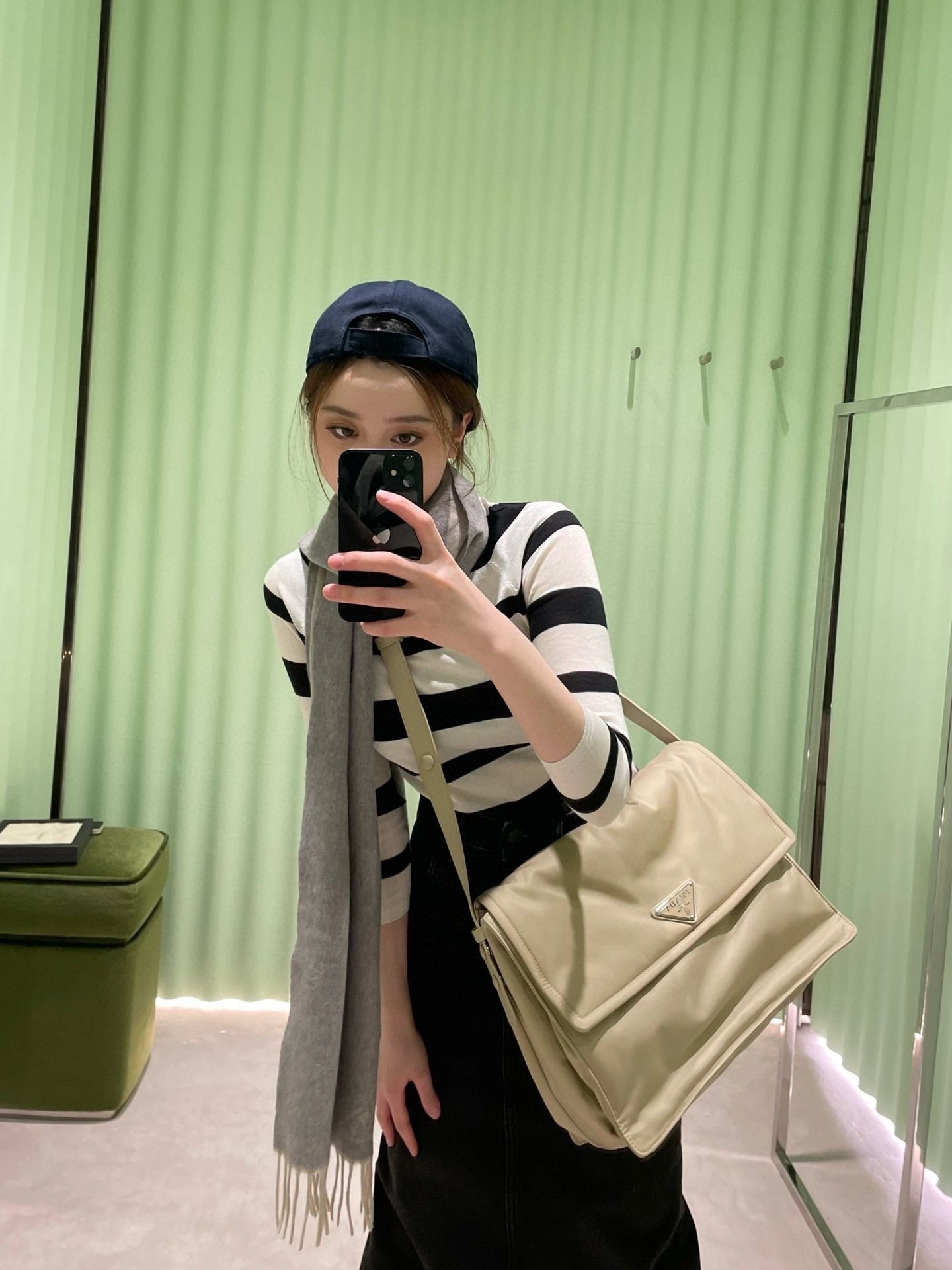 795BE569-C195-42D1-A7A4-B346720F22BD