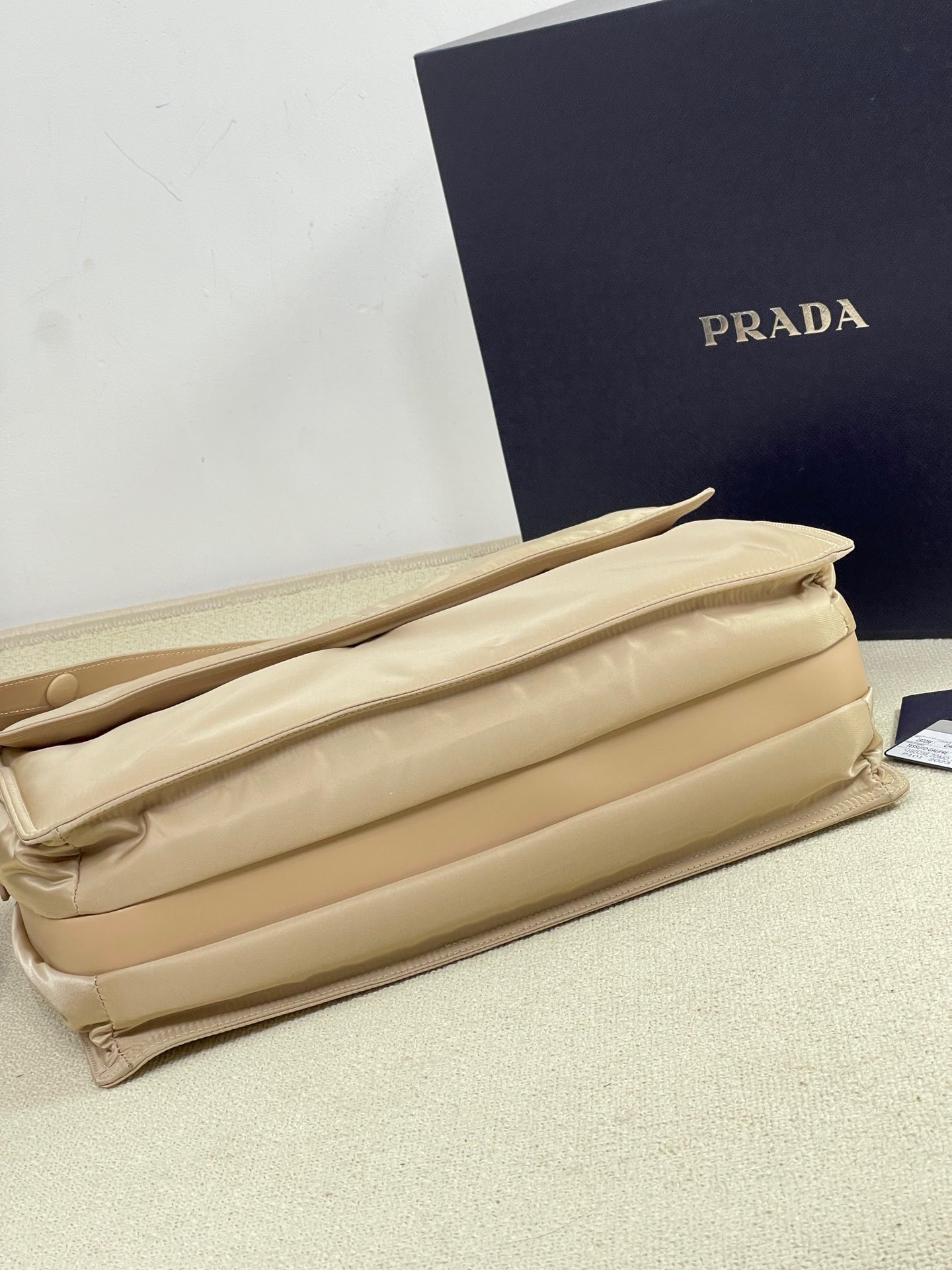 522421D2-1254-4A26-ABEC-A1040BC85AFA