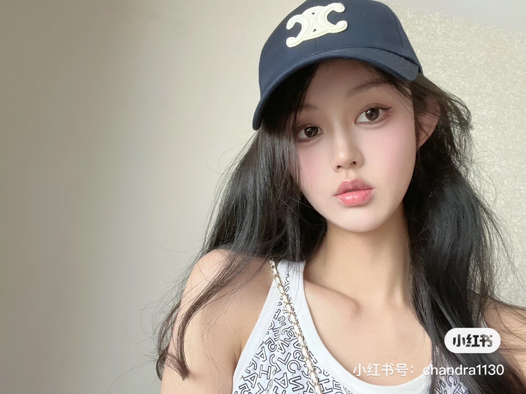 A0AA0CD5-2119-4EE6-B315-48A6D2120A83