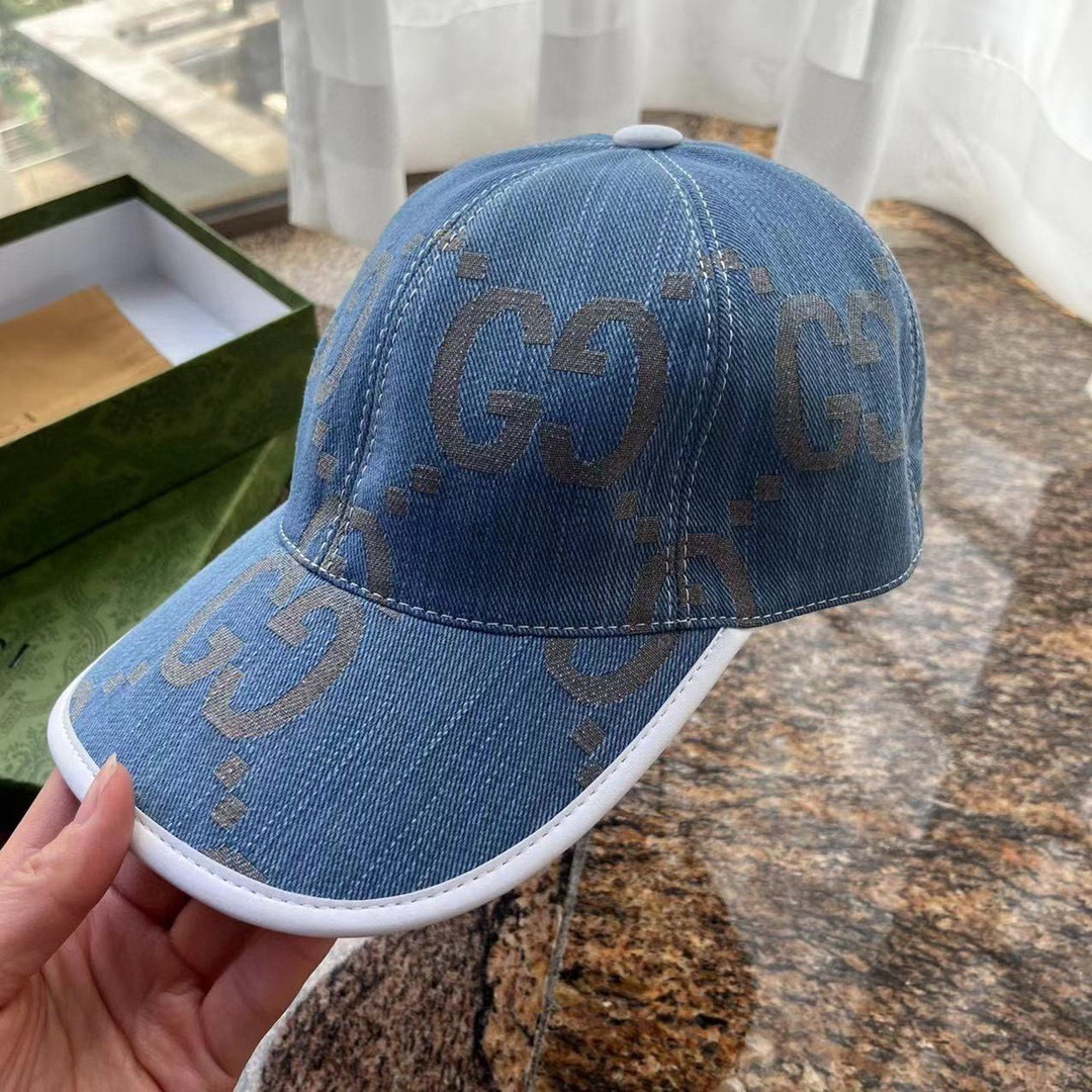 0C739417-F32F-4CAD-ABAF-A58FADB3EB46