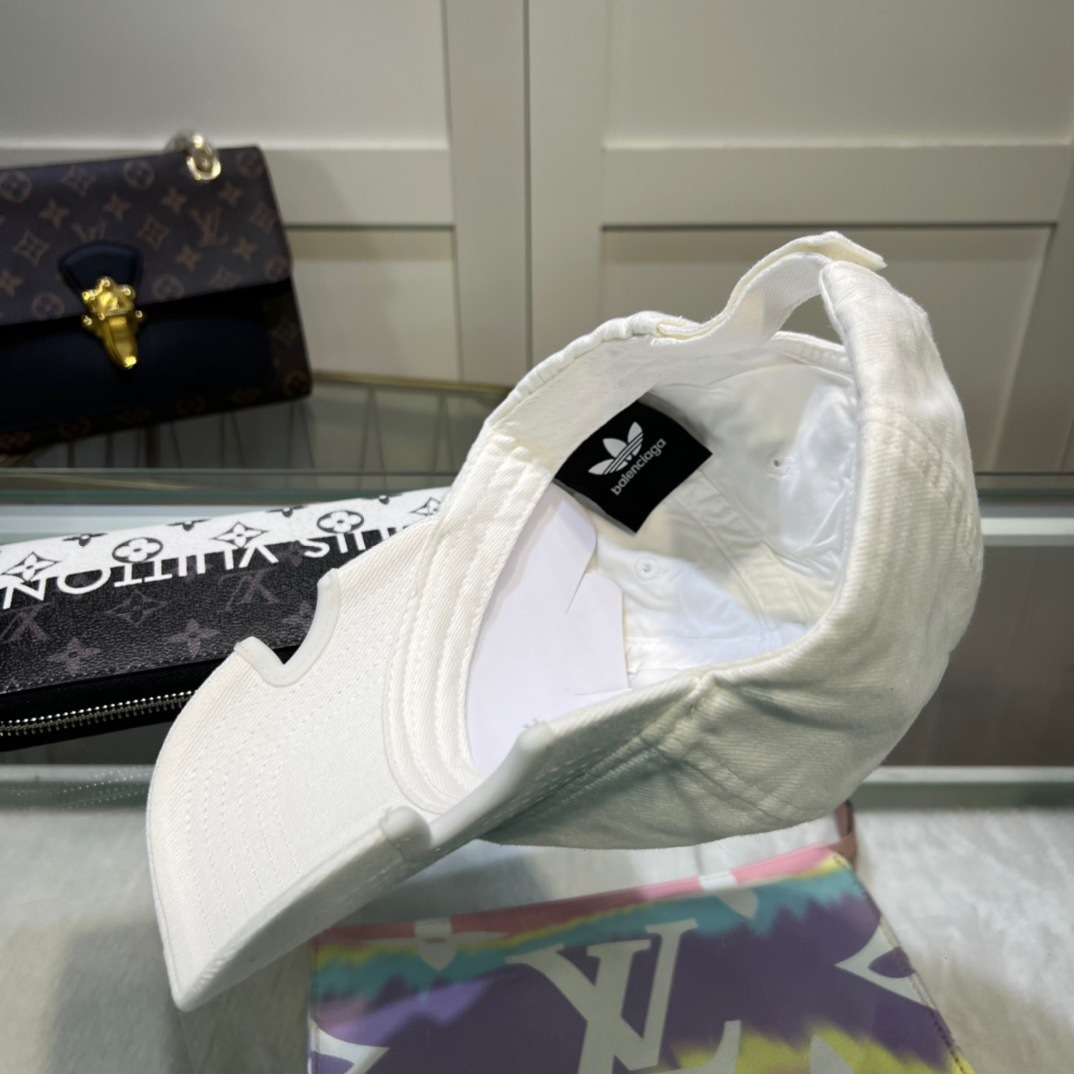 92596A85-EE02-42F2-810C-50F72538A2DE