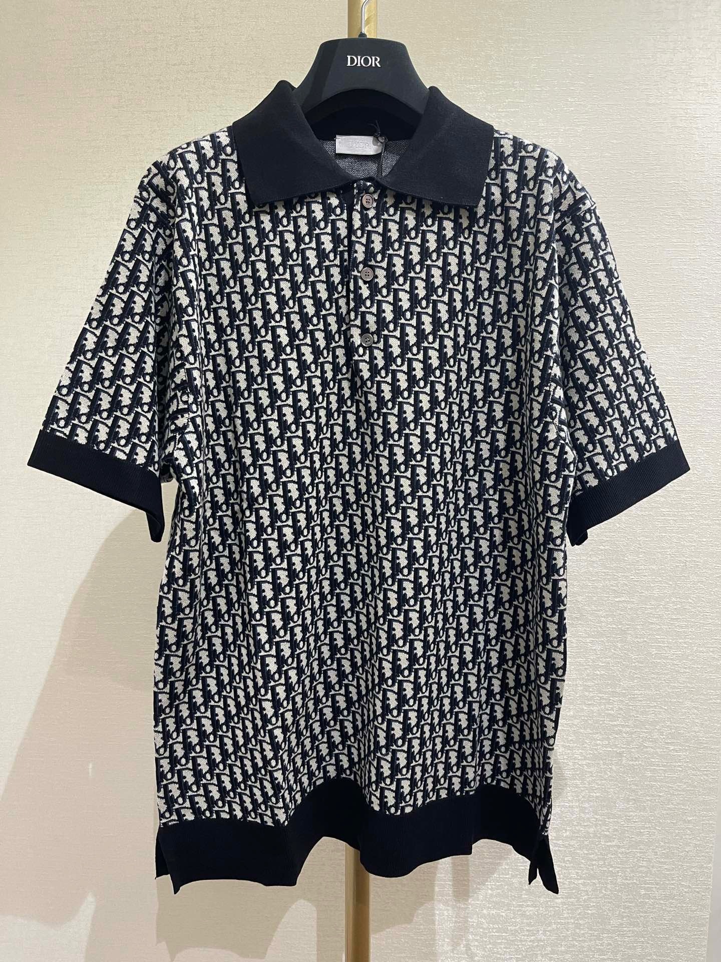 E46F66BA-74AC-443C-8CA9-E3206779B9DB