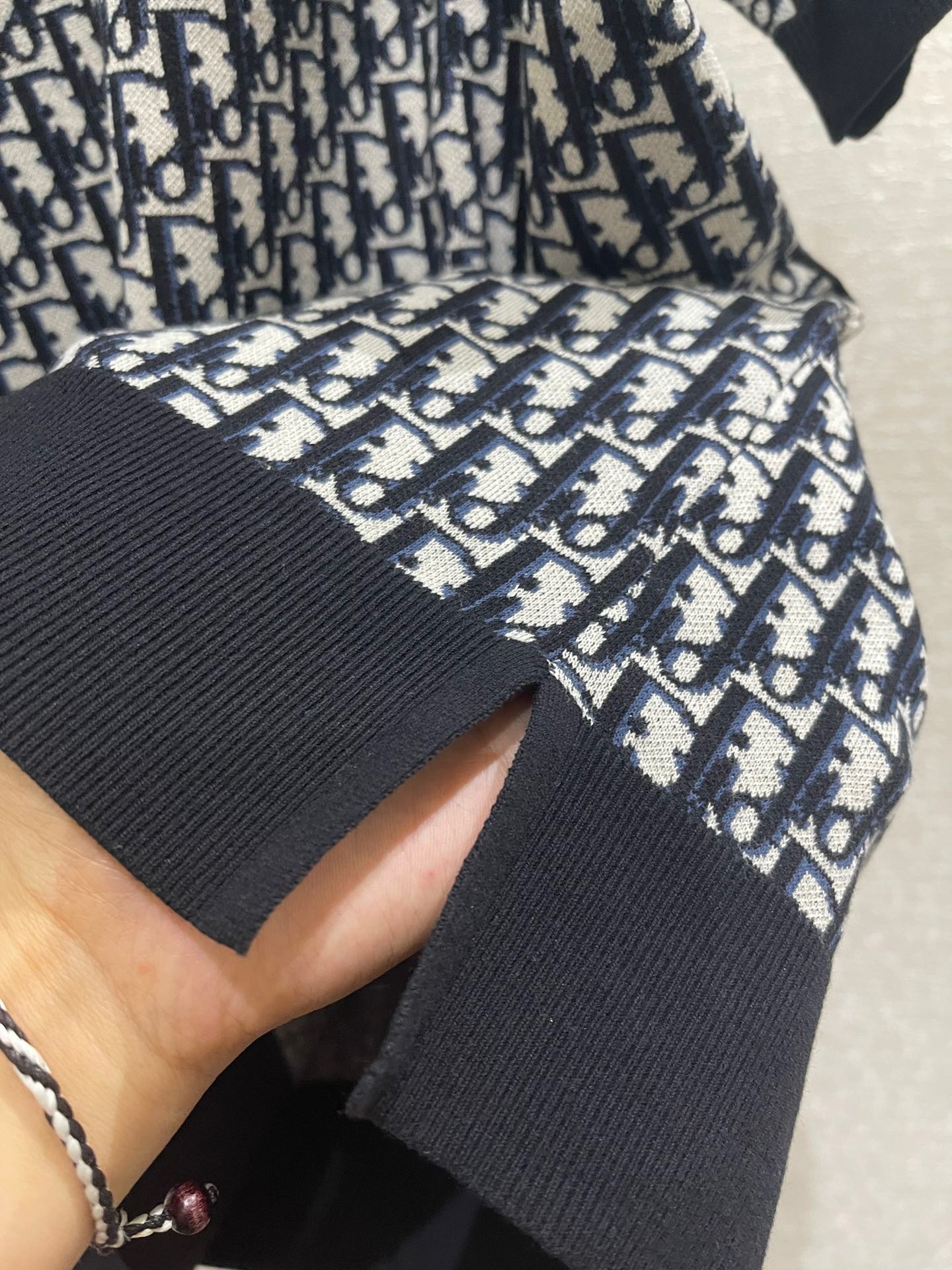 E444868C-AF0C-4E54-BE0B-115EC51B129B