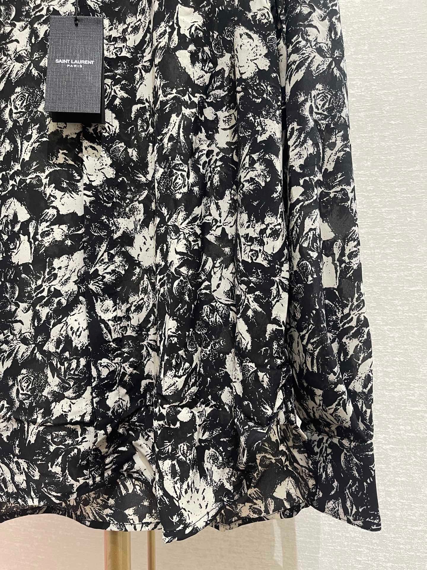 AB0A0833-C52A-42E1-BDF2-E912593DC1CE