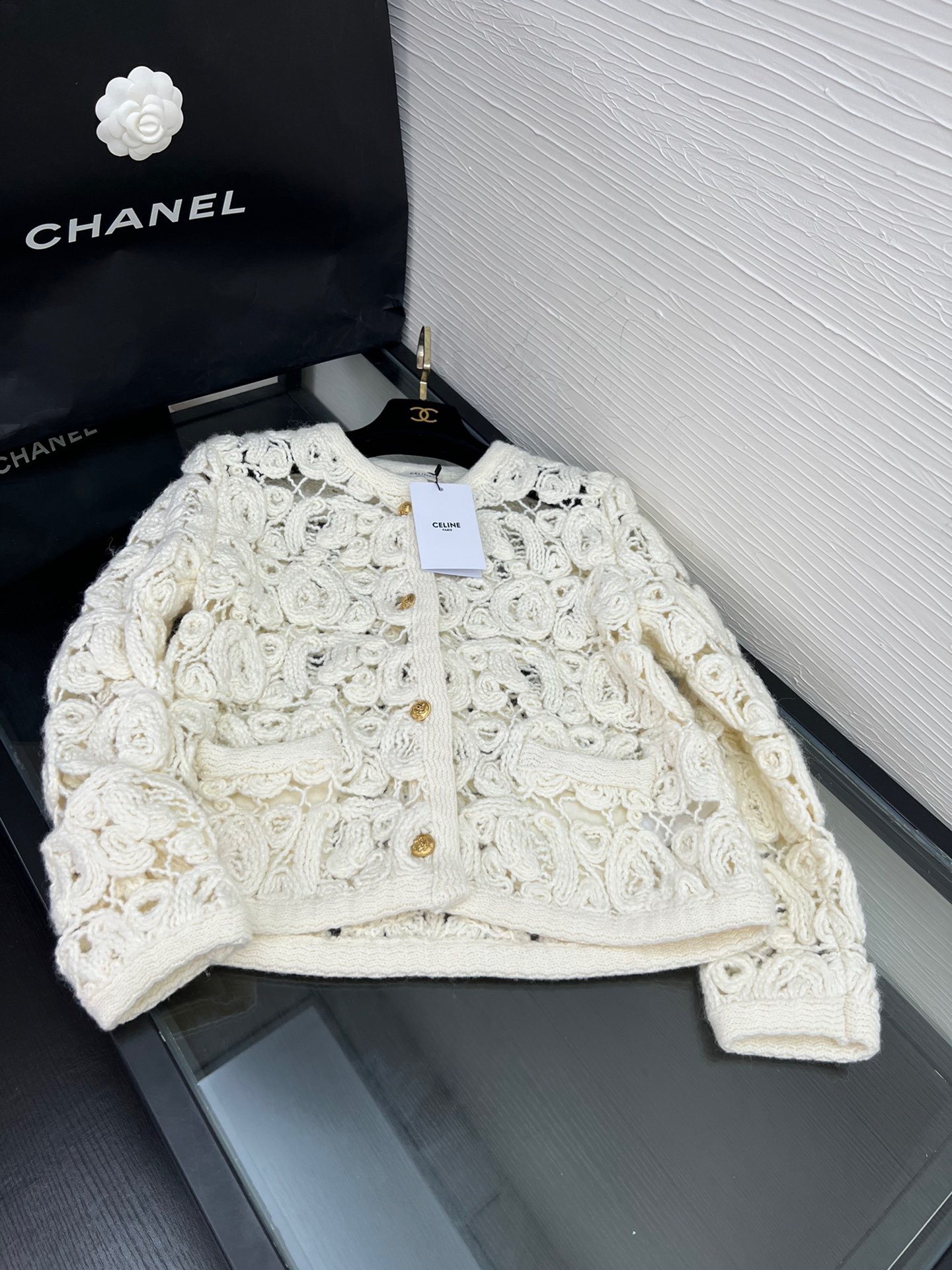 AB522163-D12A-457B-A170-9D0886248430