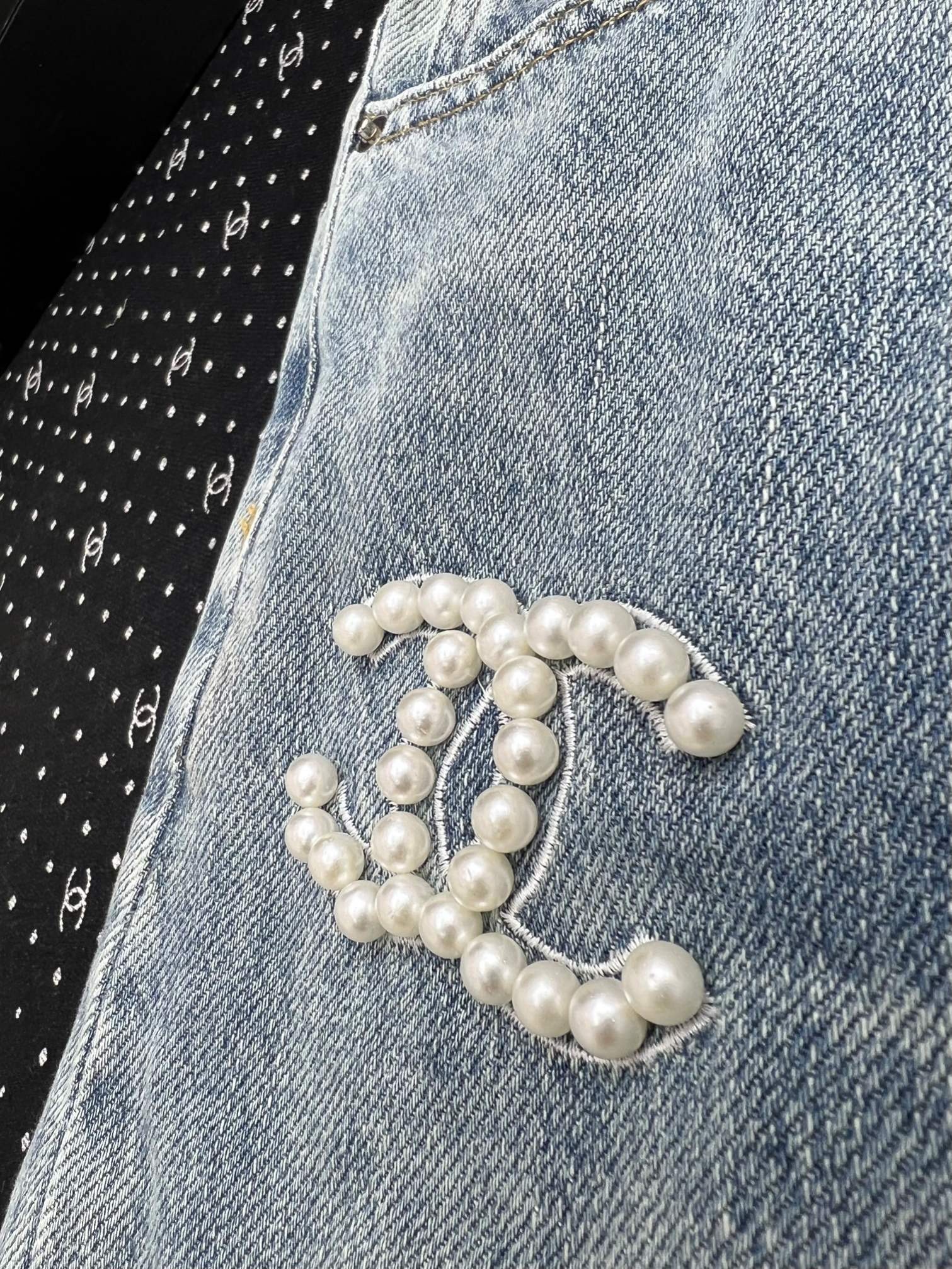 3AC038F5-1AEC-421C-9AAF-AF023500B882