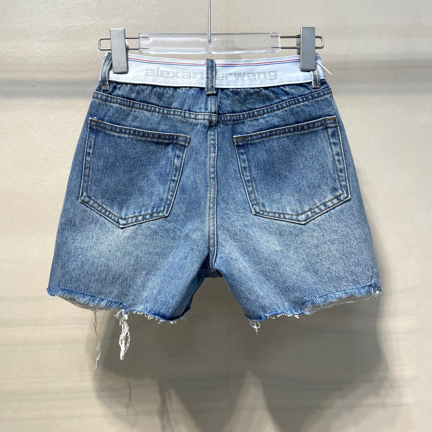 4A8780DD-4939-422F-B549-D991EFFE4D0B