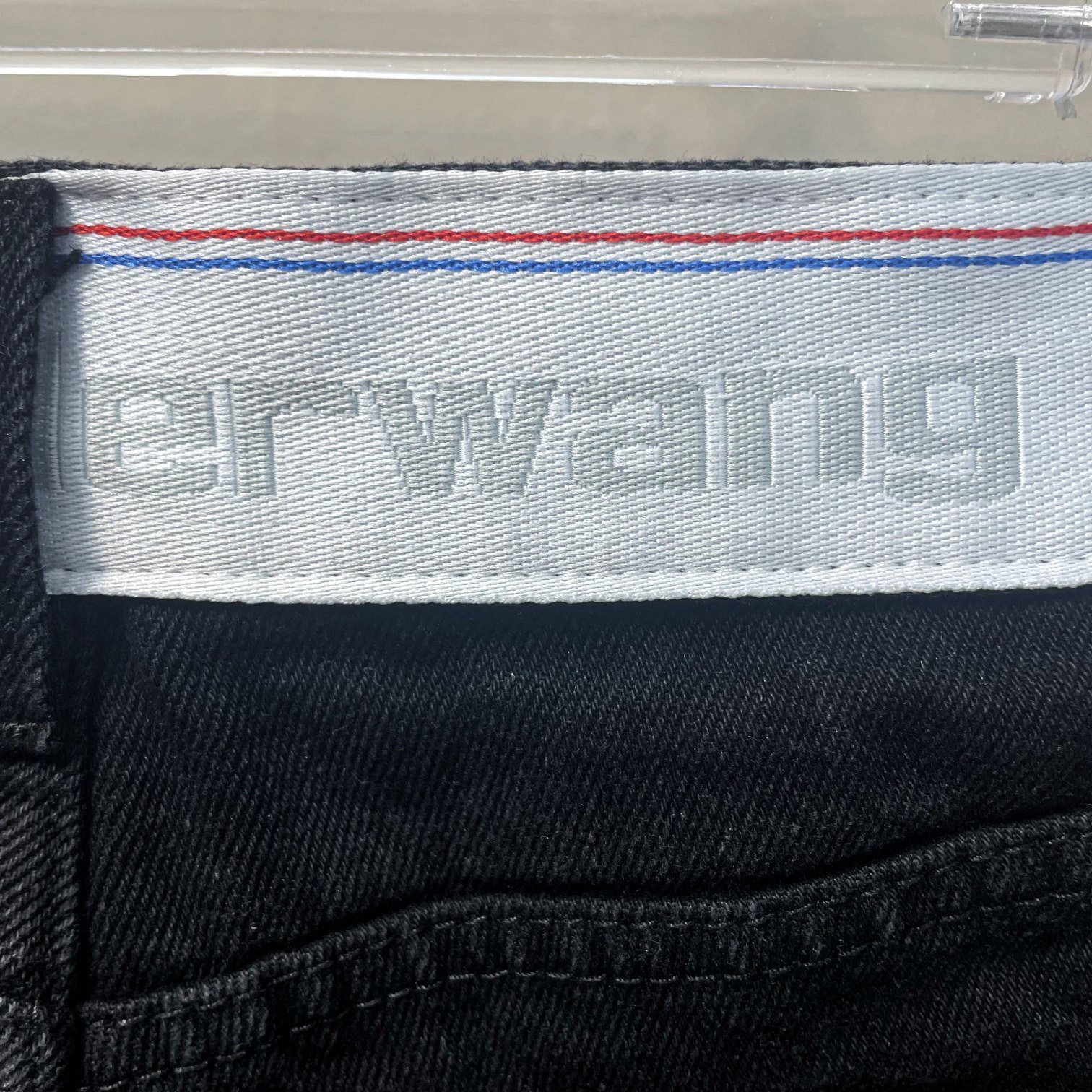 8864CB5D-FAE5-49E2-8BD4-69017D82CAD5