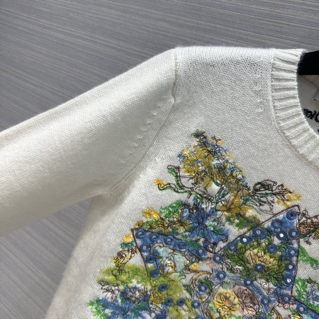 C89EBFF2-0FAC-47CD-9EB9-4484BC1C41E6