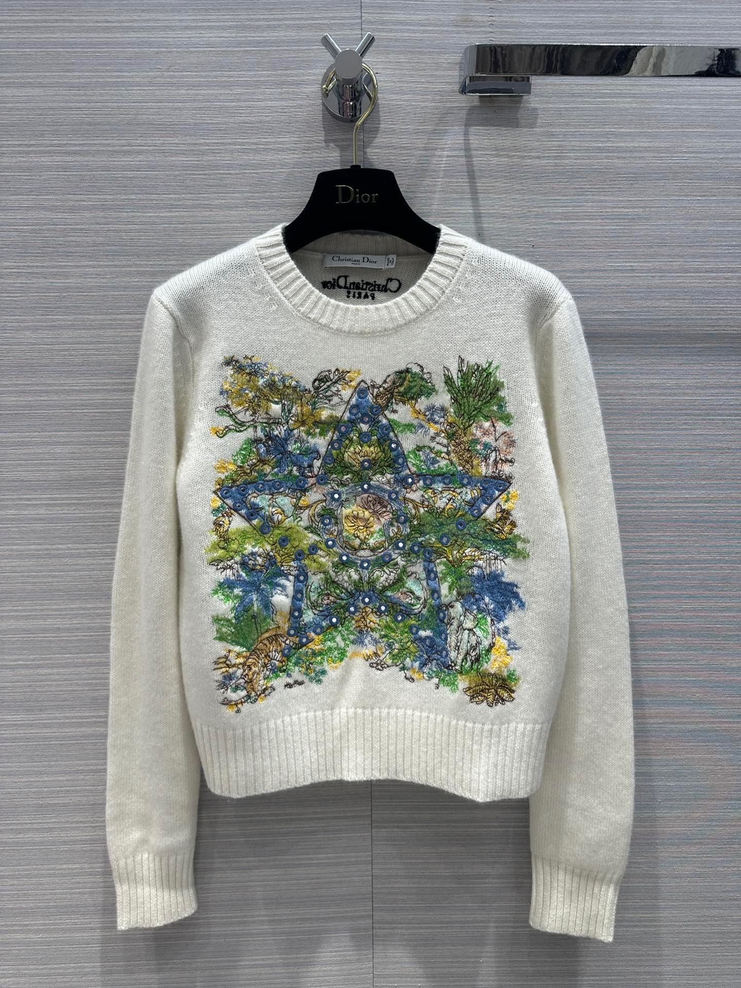 B3108327-AB9C-4E05-B791-27C4B4B28551