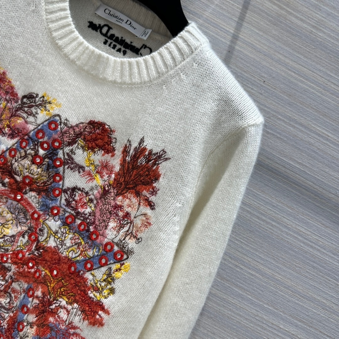 E448B531-9AE4-4954-85C2-3B3244A39399