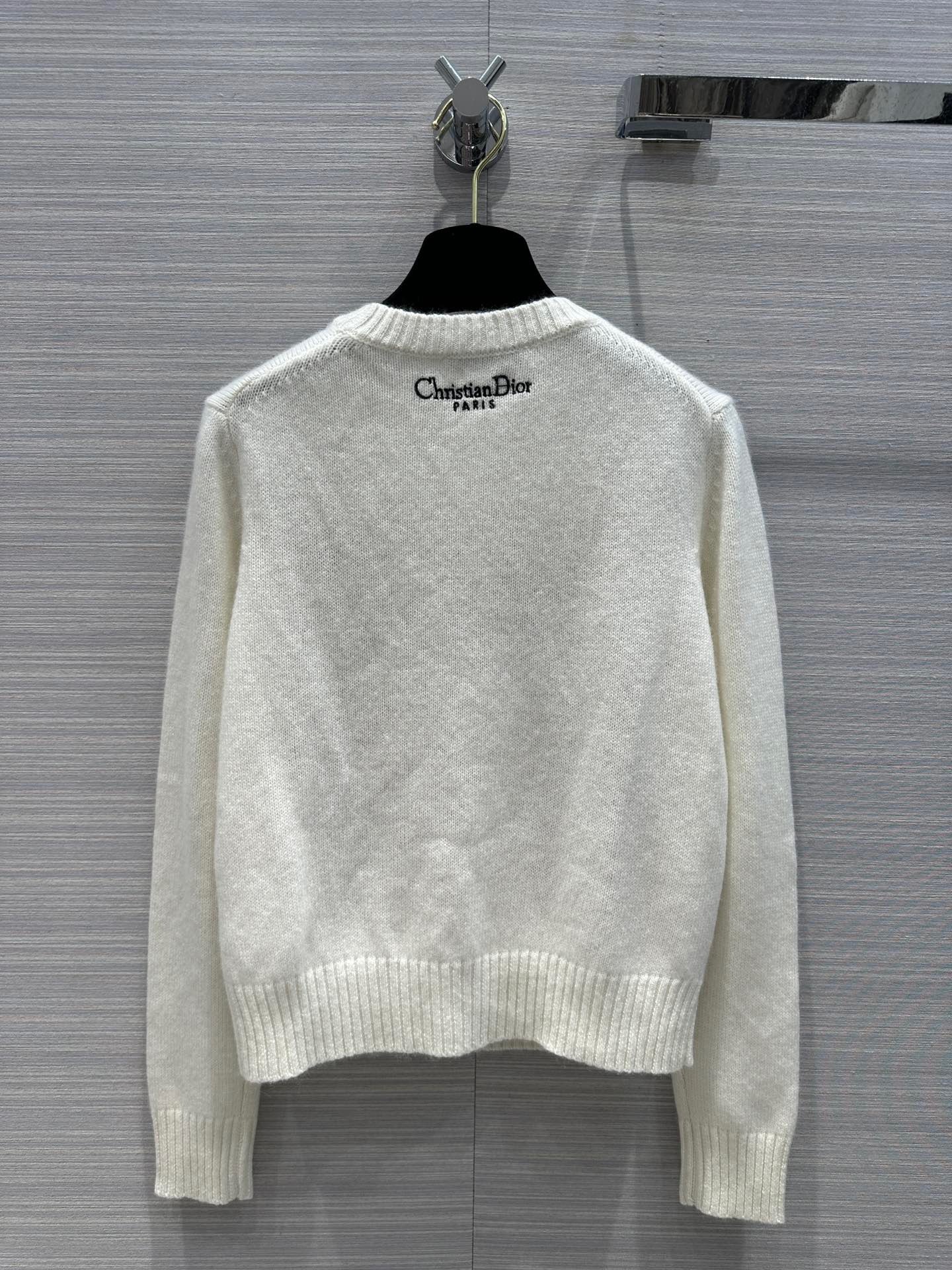 809BB3F4-BD51-4598-A439-18A185CDAA20