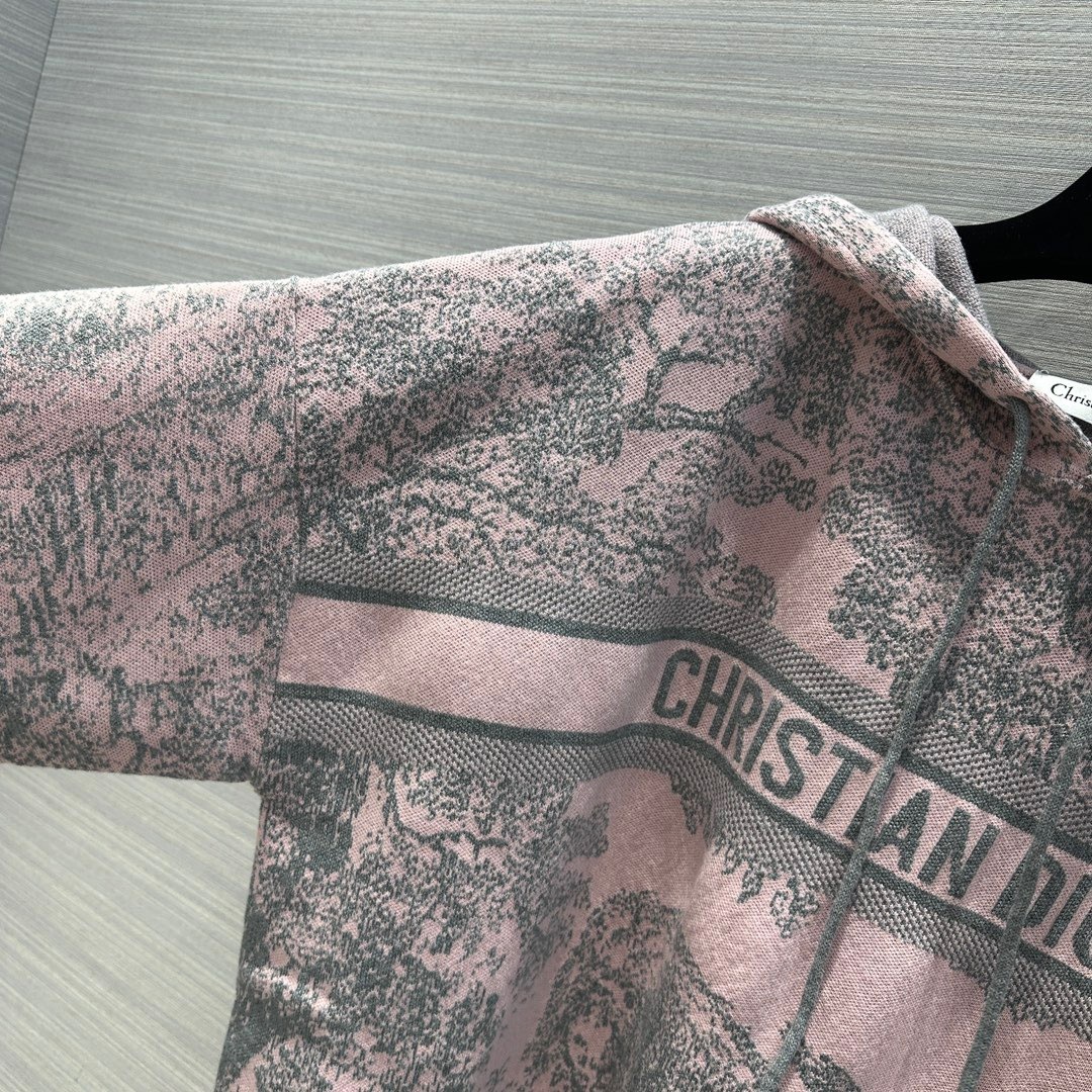 C2938BE8-B047-403B-B109-867751AAE43E