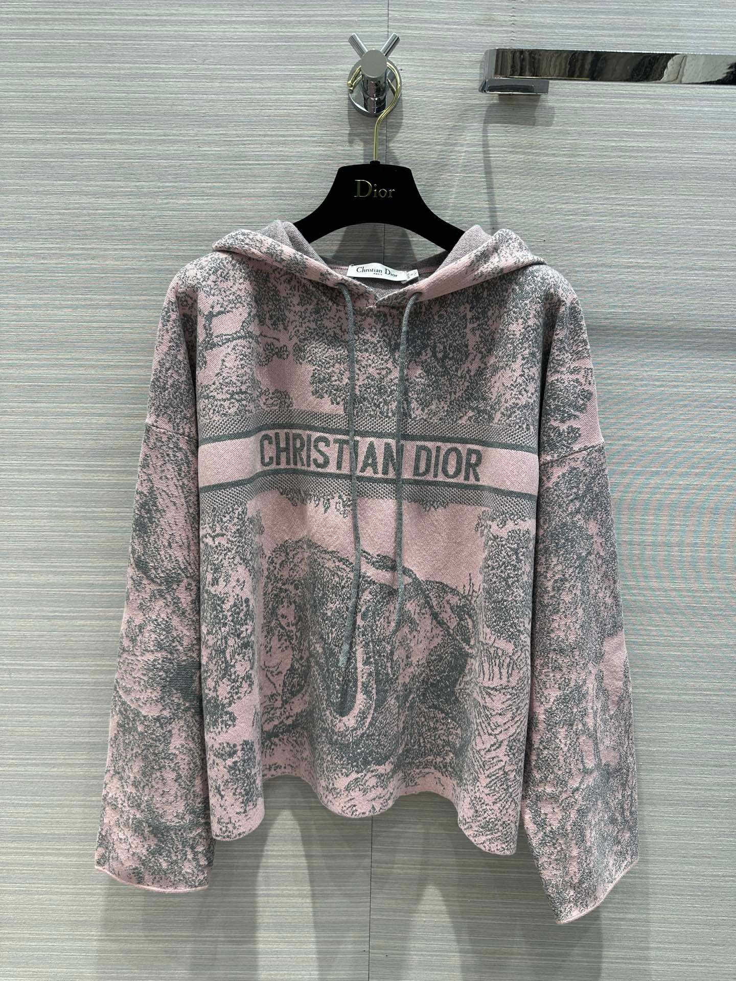 763C4301-4BD3-40A2-991D-40B2B464DB46