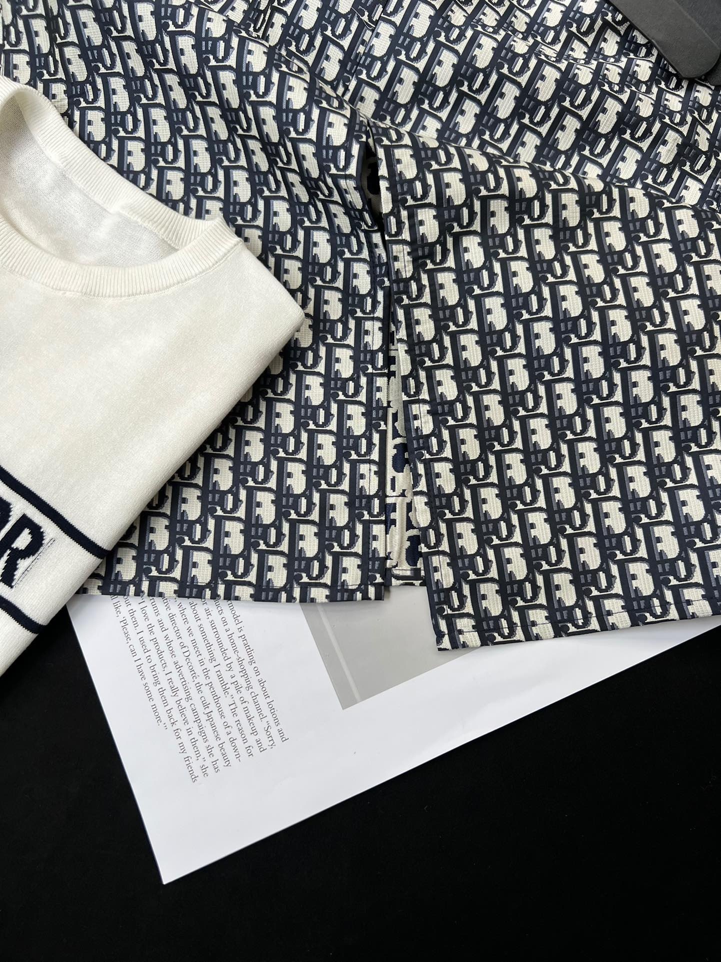 CAFD98A7-81F9-428B-B4C4-4525BF9B0632