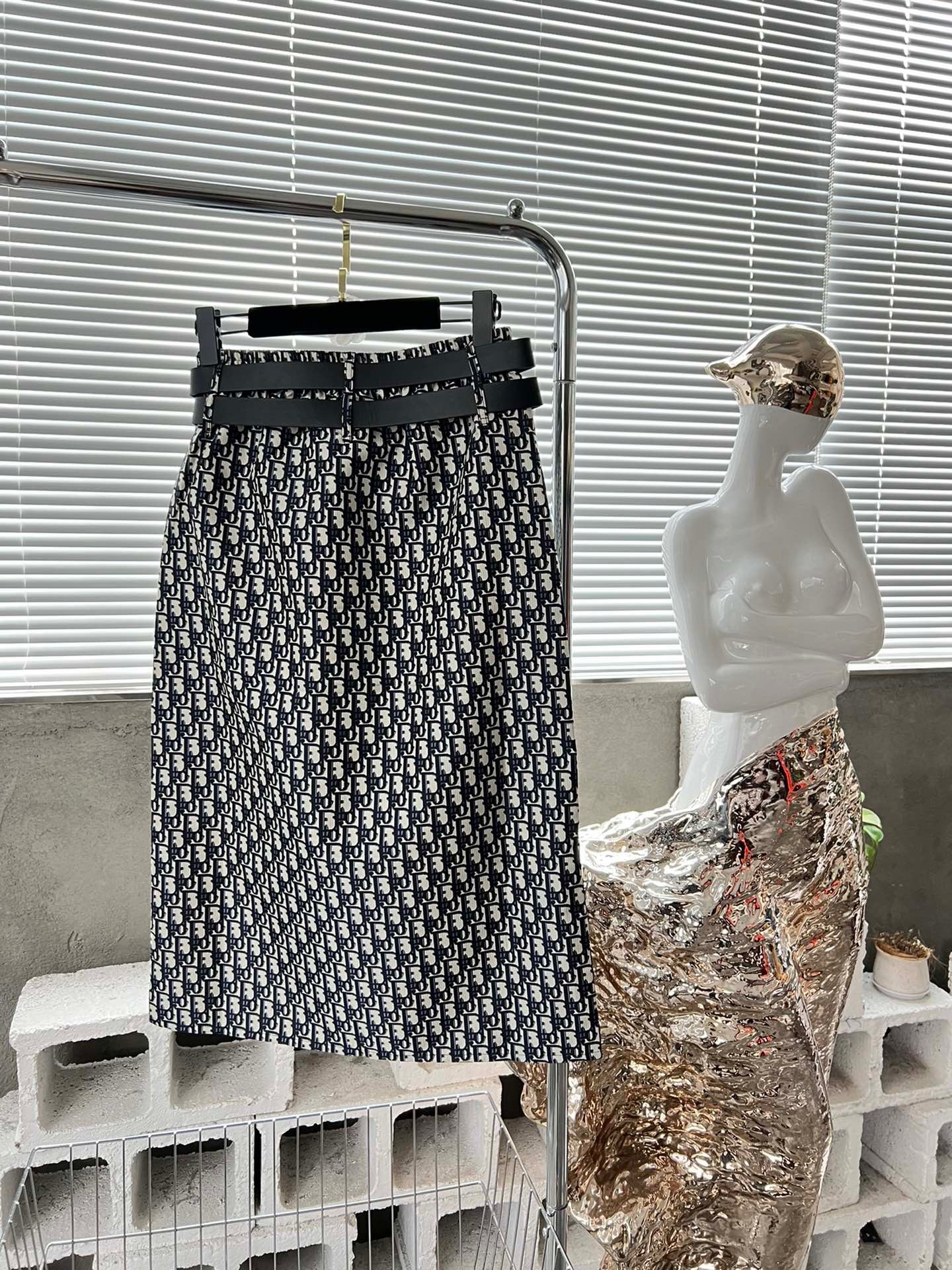 D52FC971-0814-4294-A1B9-5A3BEA9D0611