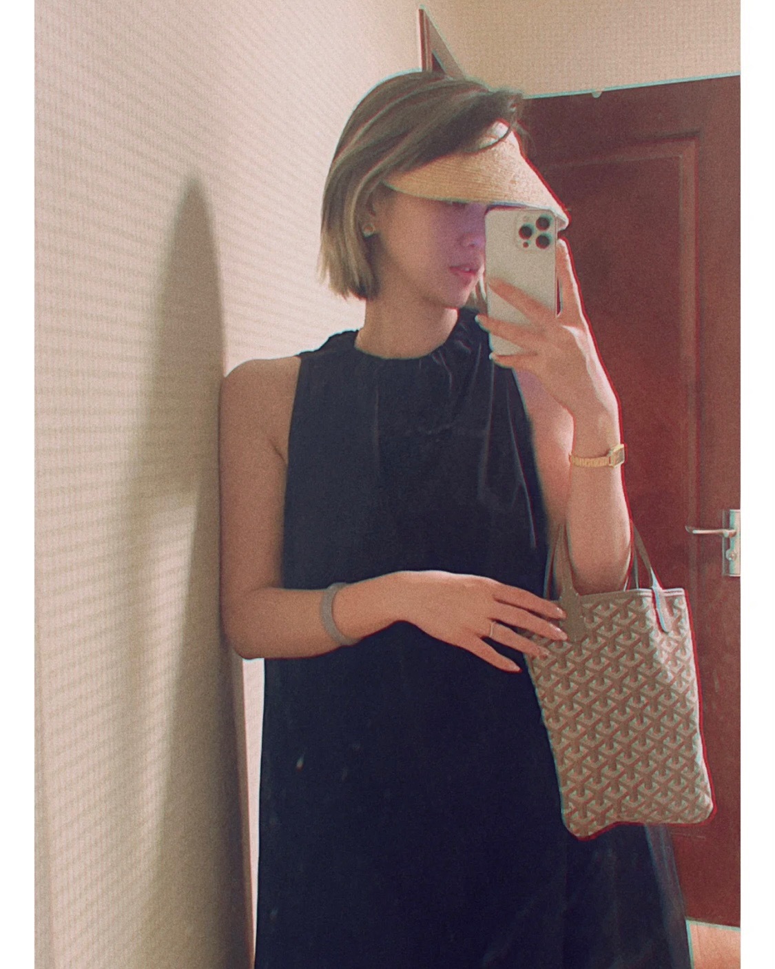 35D653D0-A55F-43AA-82FE-352BCEDB1F76