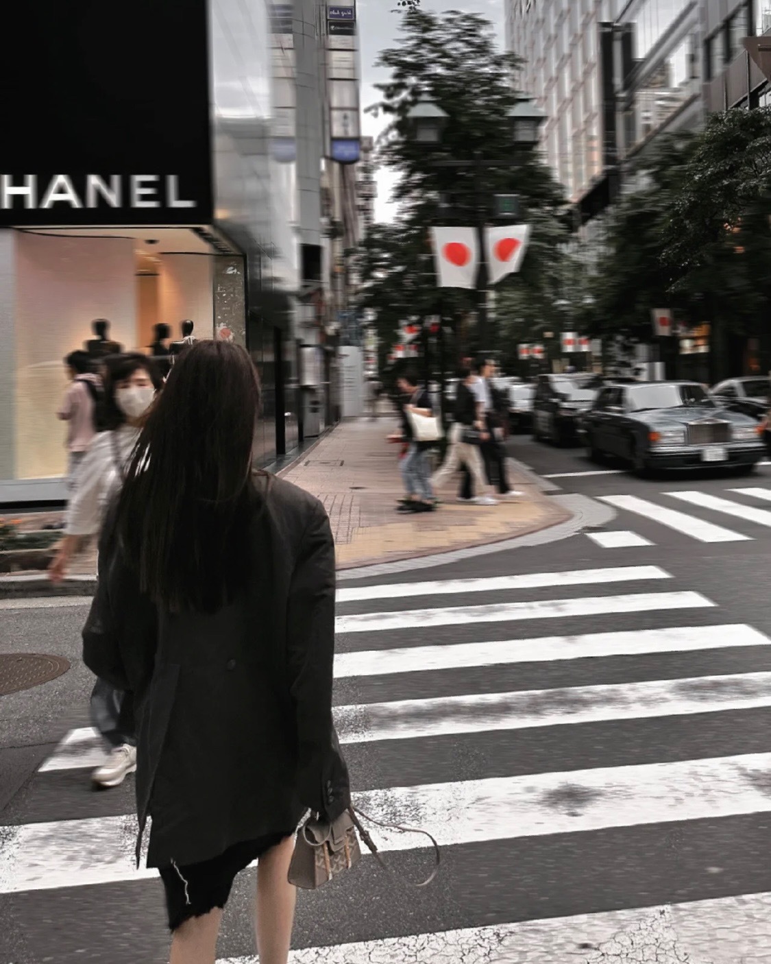 4147A95A-23AD-487E-BEF6-2374799D5A5A