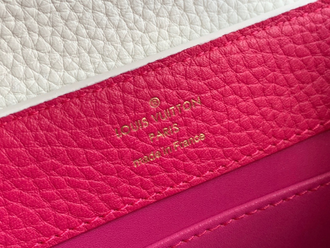 5D1DB04C-8C1A-4A79-8DF0-8F982145F954