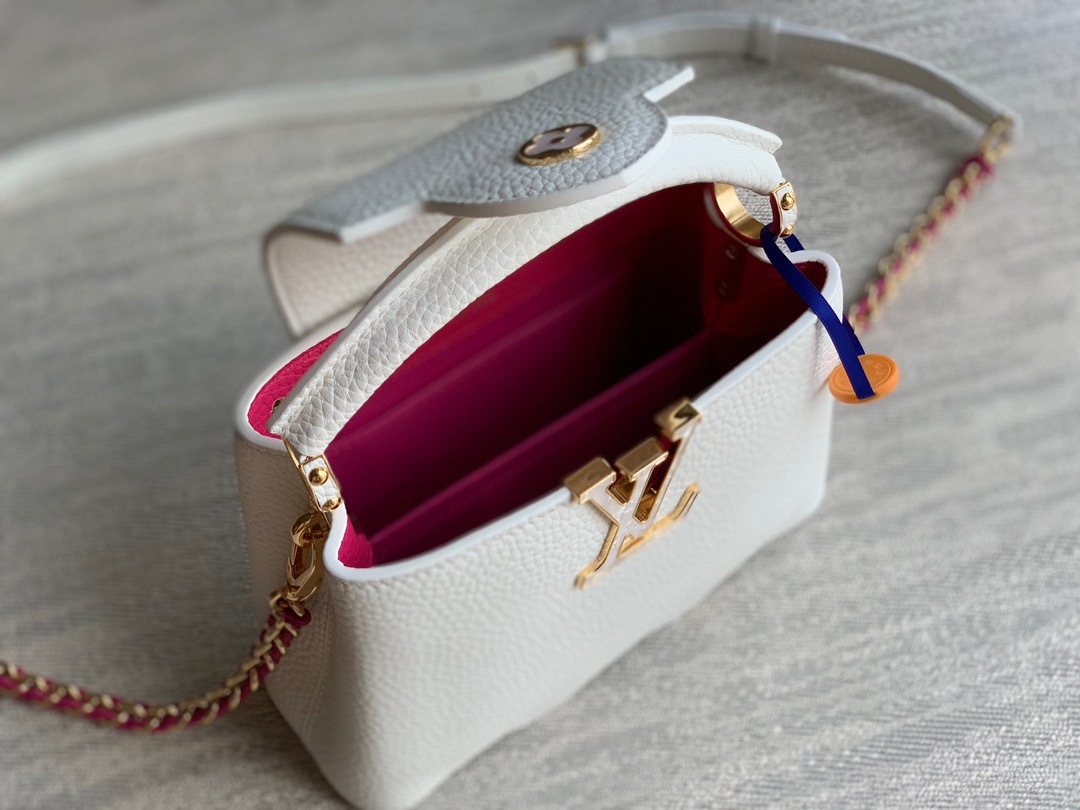 29FECA94-77F1-4CA5-A1A6-753D54B804B3