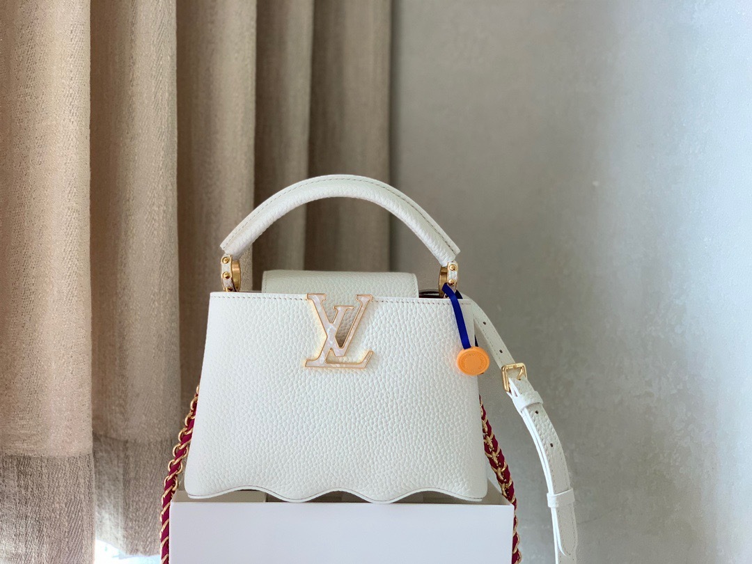 2D945673-DA6C-4948-8FF6-636B2E30487B