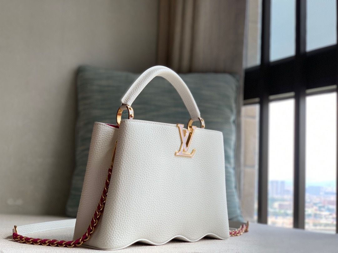 5CCB90BC-1E91-4BC2-AB99-976C04C3F015