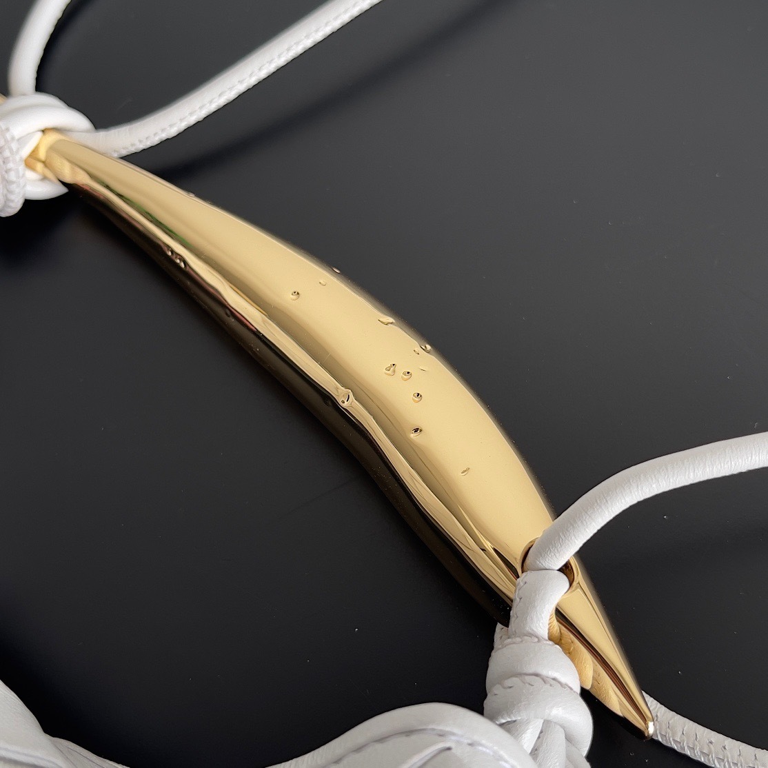 6E6A9C5A-A739-448D-B09E-919067A3094E