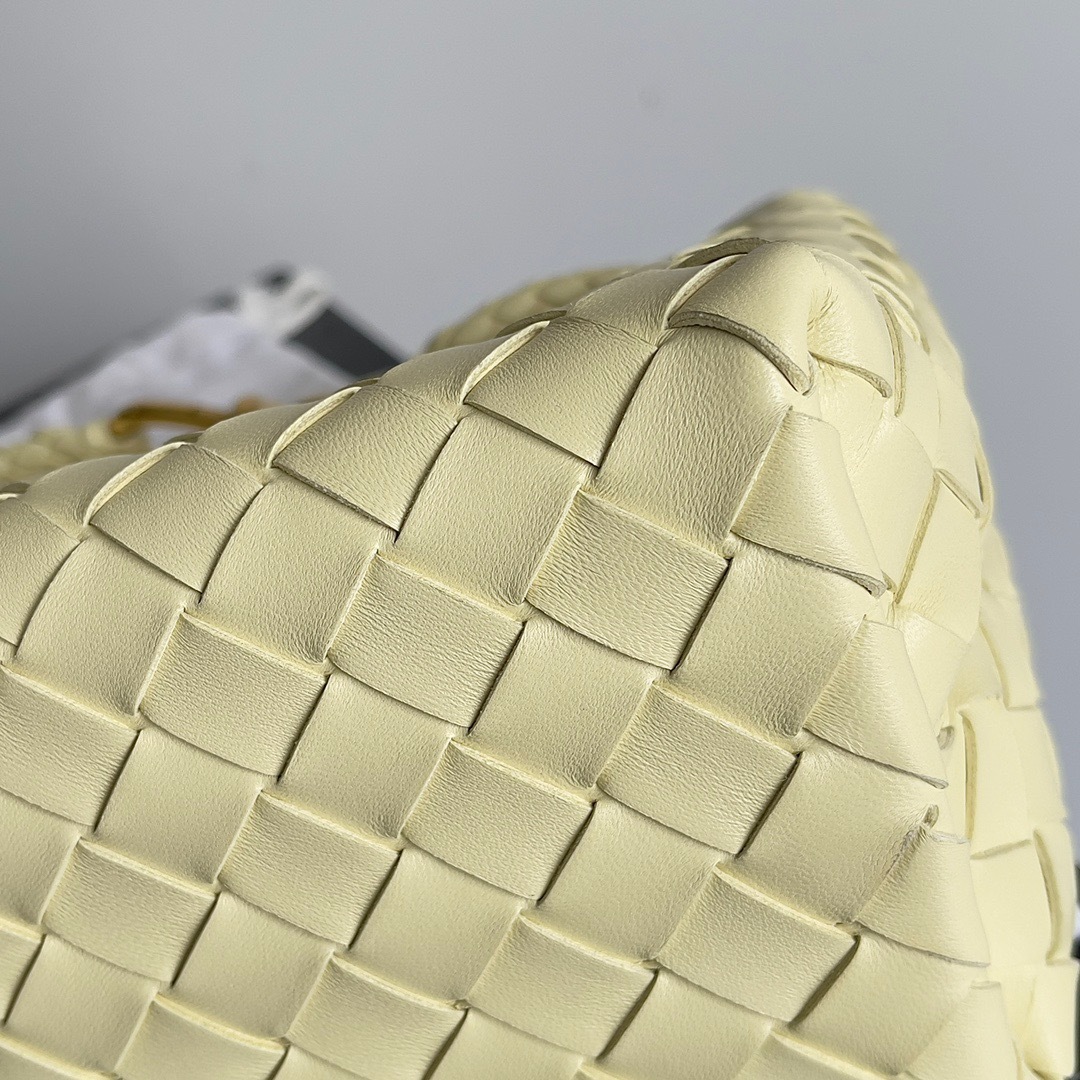 DC5832DD-846A-459A-8E2F-6FA3939D81F2