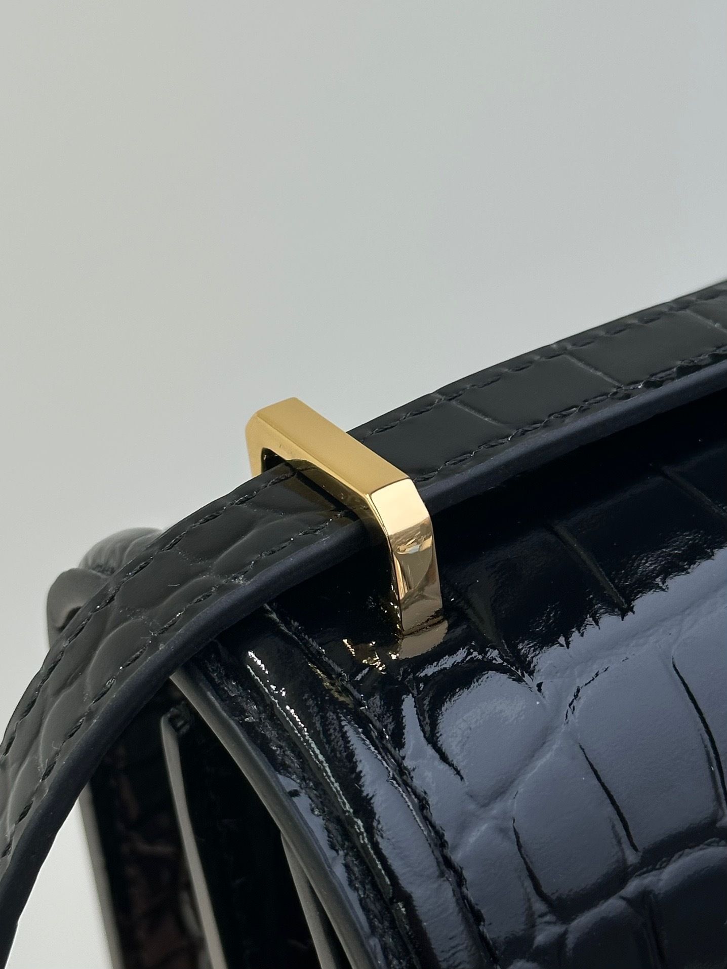 9A50A6CA-4AB2-4641-9C4C-06283AB789CB