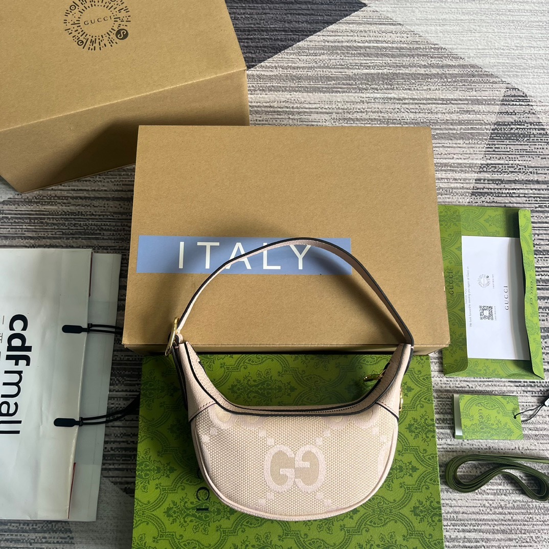 8B616A61-09E2-4EBD-8E48-CEE21D62E075