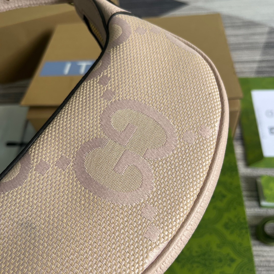 643627F1-9FF2-4169-B87C-D08EF73356AF