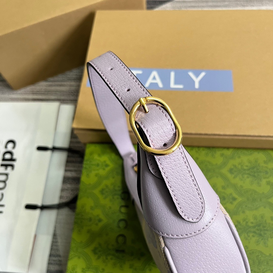 32F81FB3-6B88-41DE-8ACB-AD2B07959771