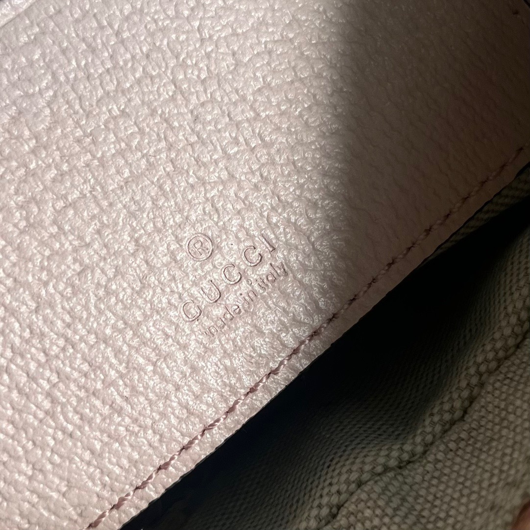 55948E4C-A831-480C-A2C0-8C40F828C273