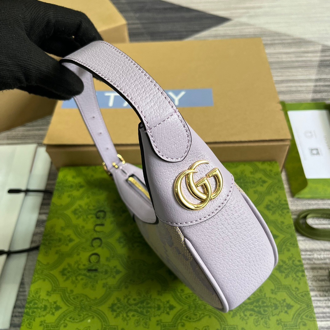 FA6EB5A6-3C14-404D-8058-E9E2AF95EDEA