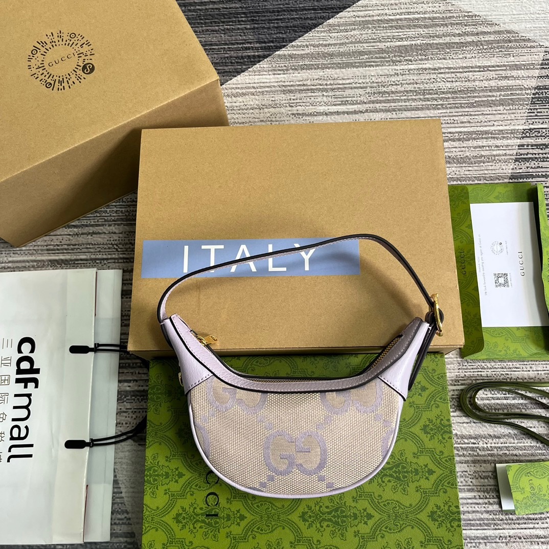 F78575C8-52F4-4ABA-B1B5-1D6F5DFA9FA7