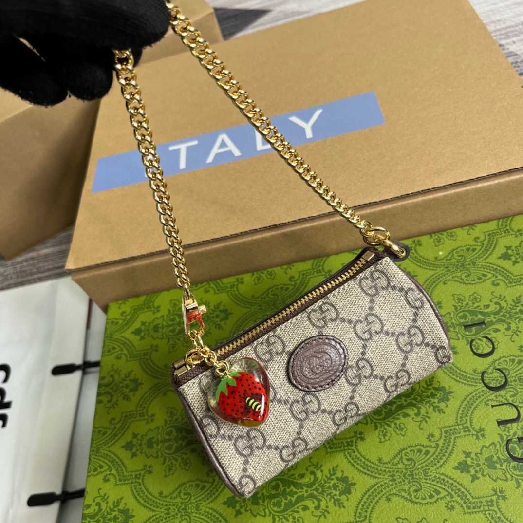 CAAC9F2B-D0E2-4DF6-85A3-6F9DDAE06DC9