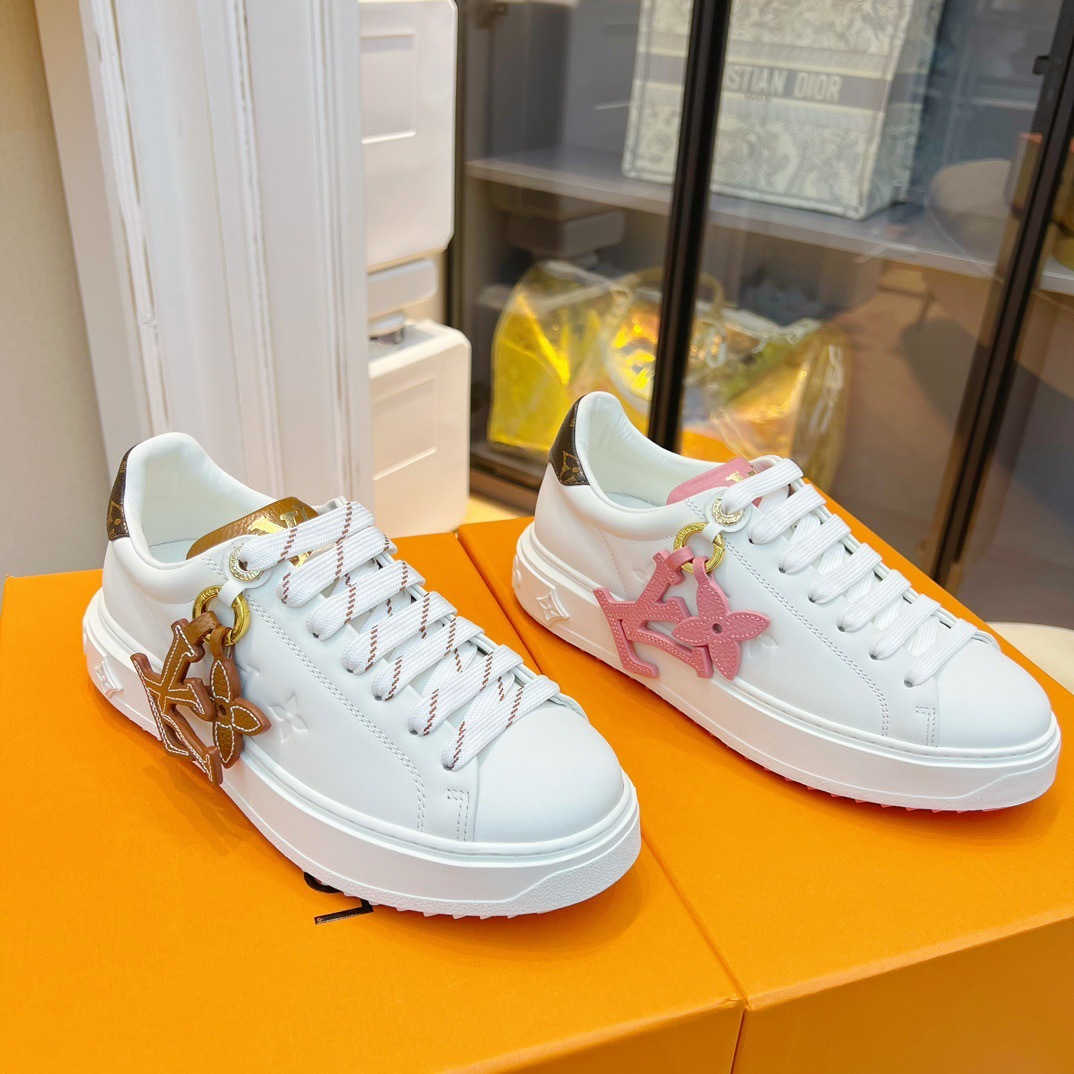 8C909747-6A2C-4549-BEC1-CDDC6384FF4A