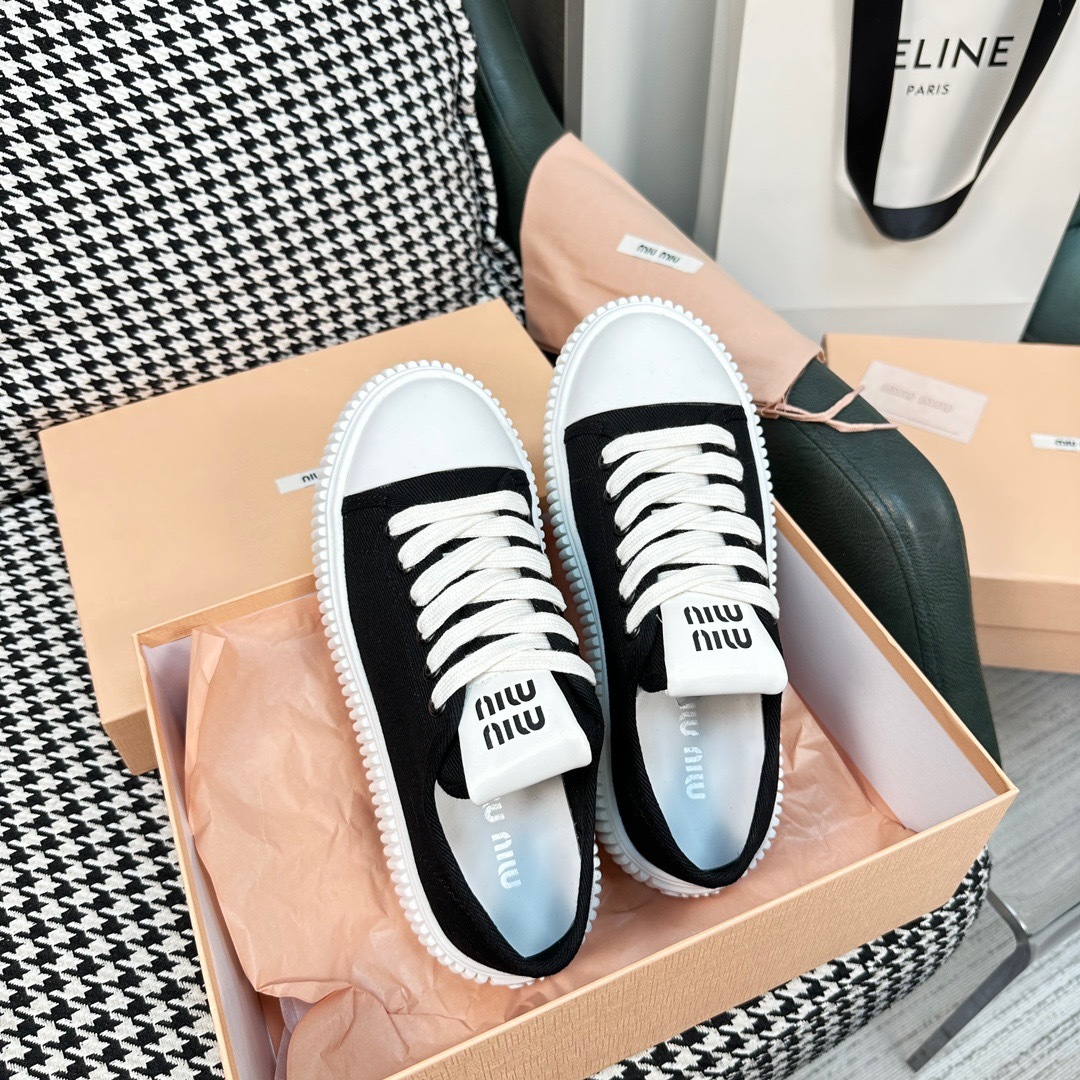 5770038A-05D2-44FA-B728-C5E661680078