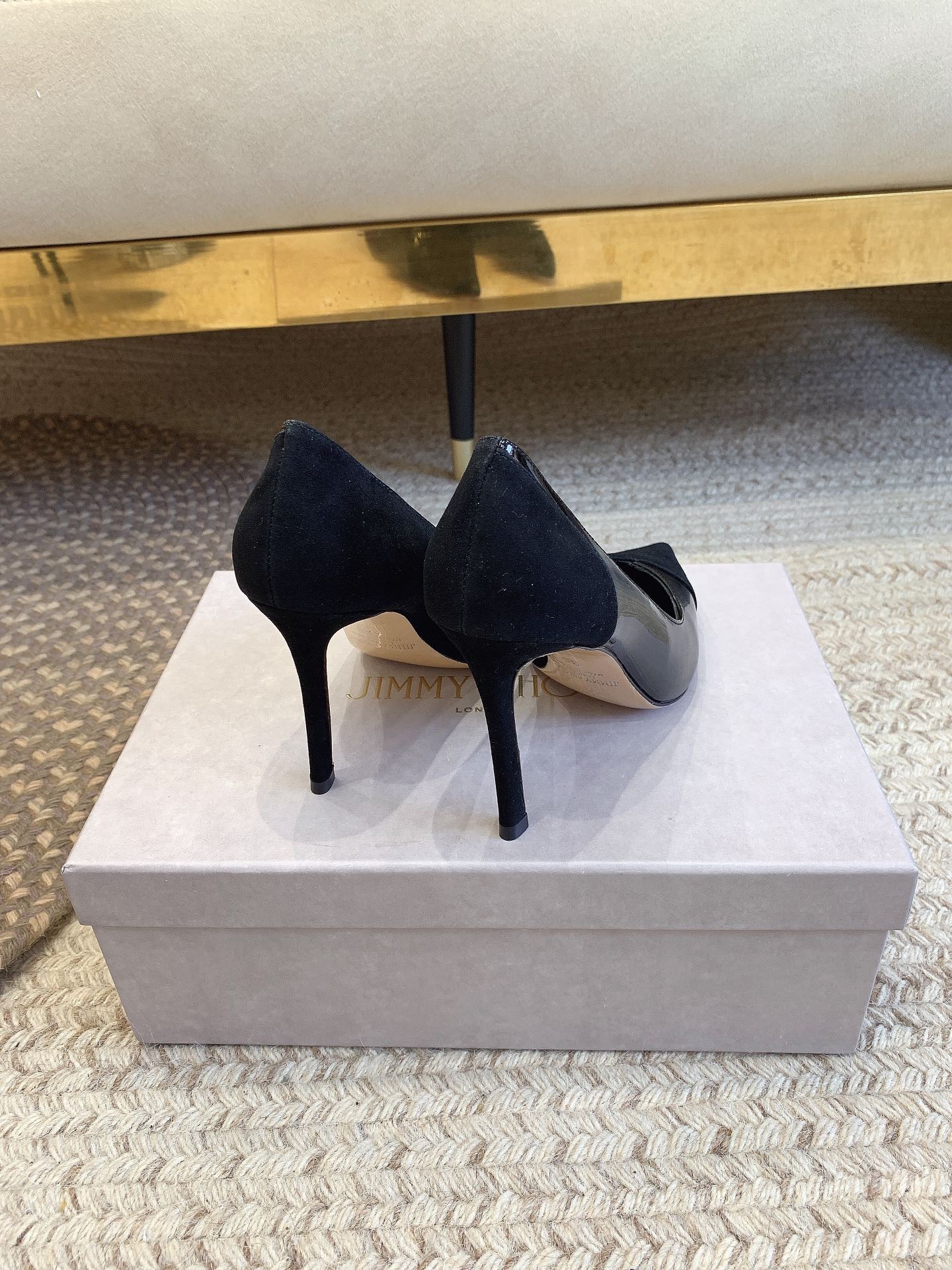 C12E45D6-DF67-4B84-98C4-F65DC29B31FB