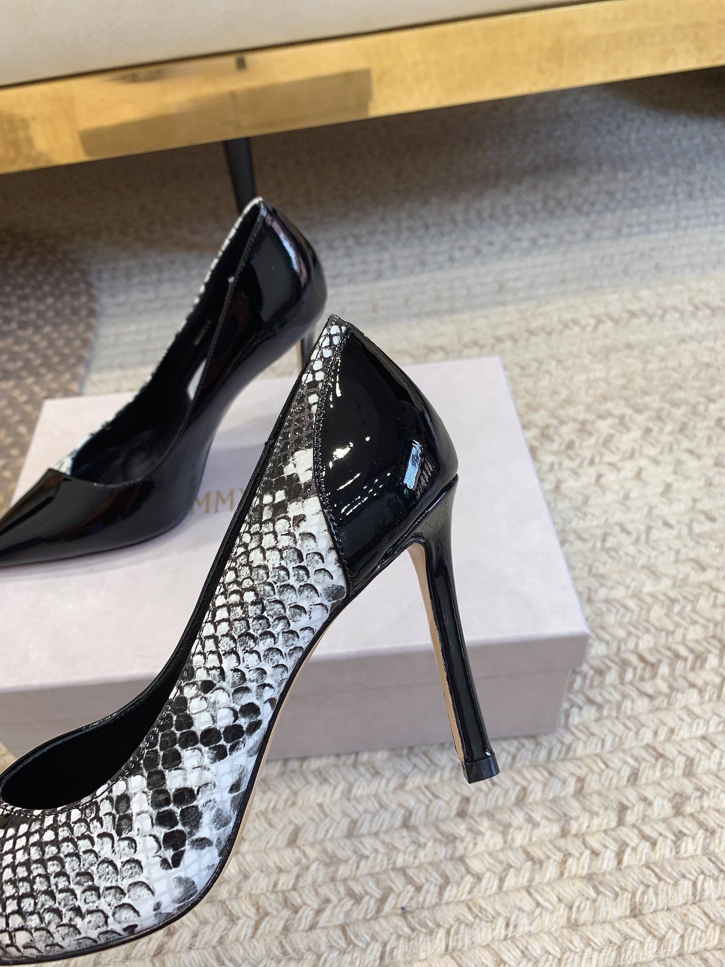 BAB15A02-2949-4021-A4ED-98576FDDFA2A