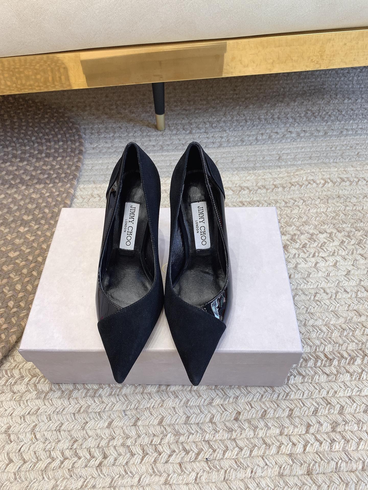 2AD4AF6B-EF2D-4B7E-9350-86FF061FB523