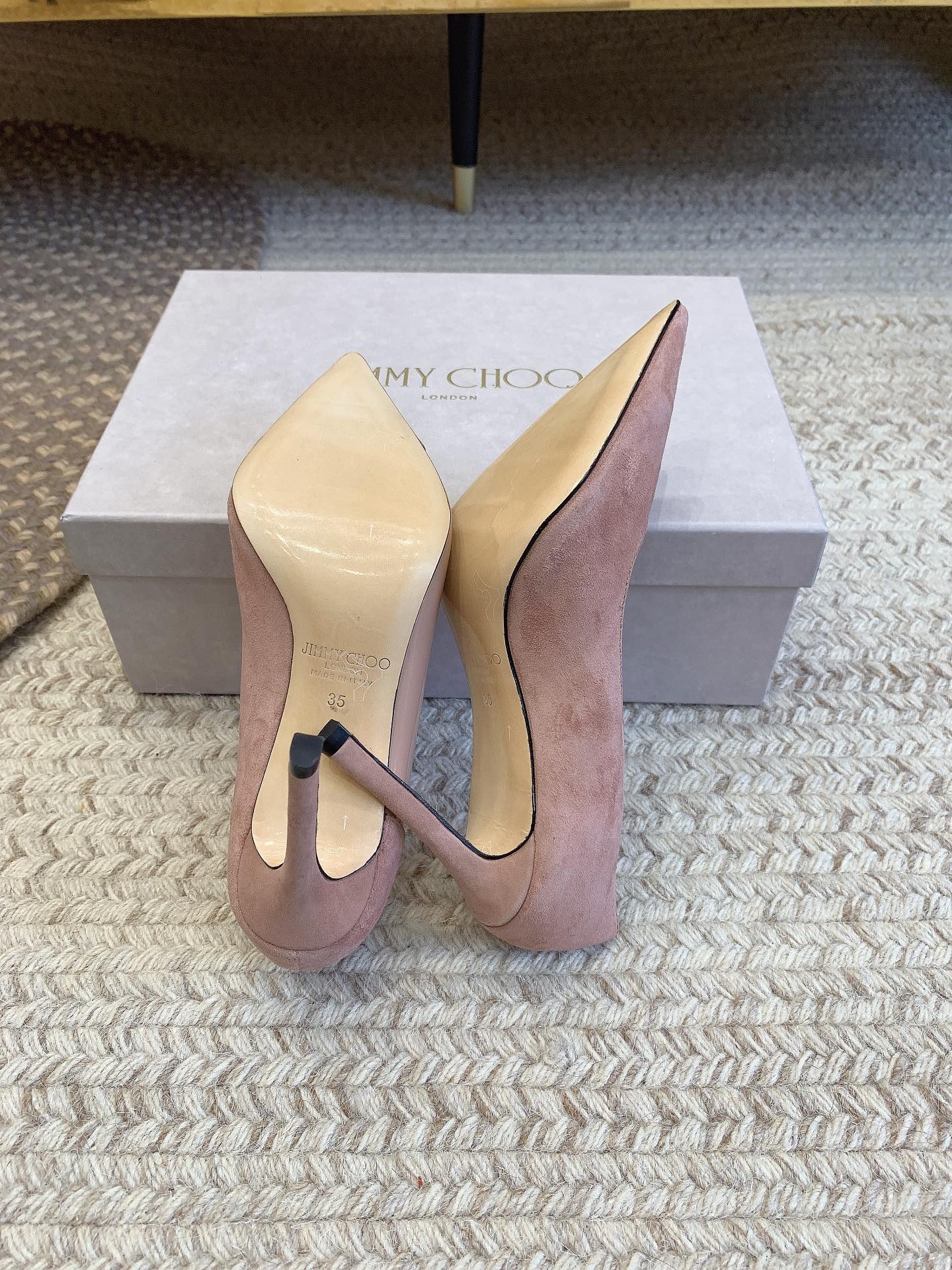 5684436F-3CDD-44E7-85FE-F467D9693E36