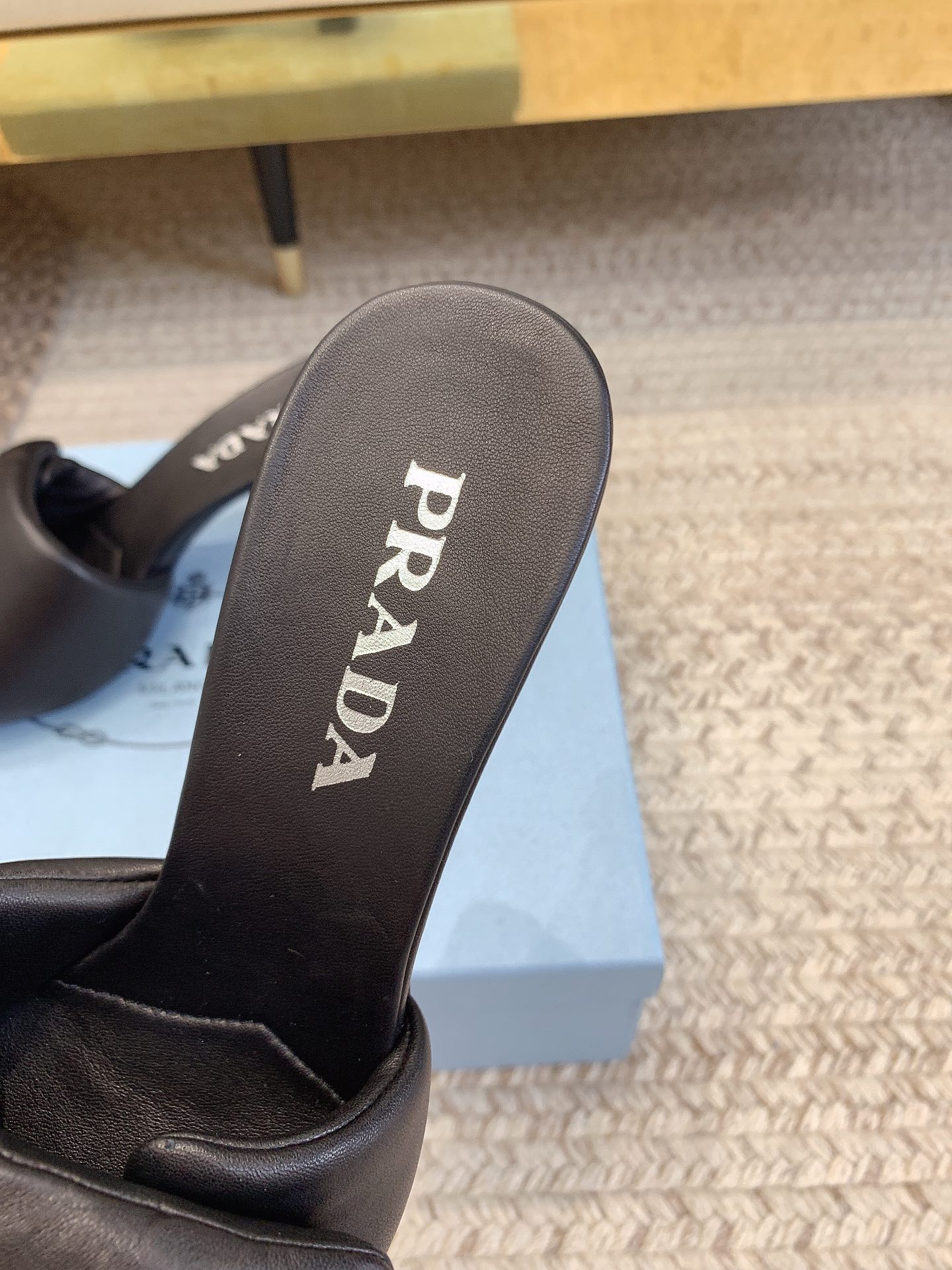 99247BAB-FDF8-4467-834D-5F14EBB8C4F5