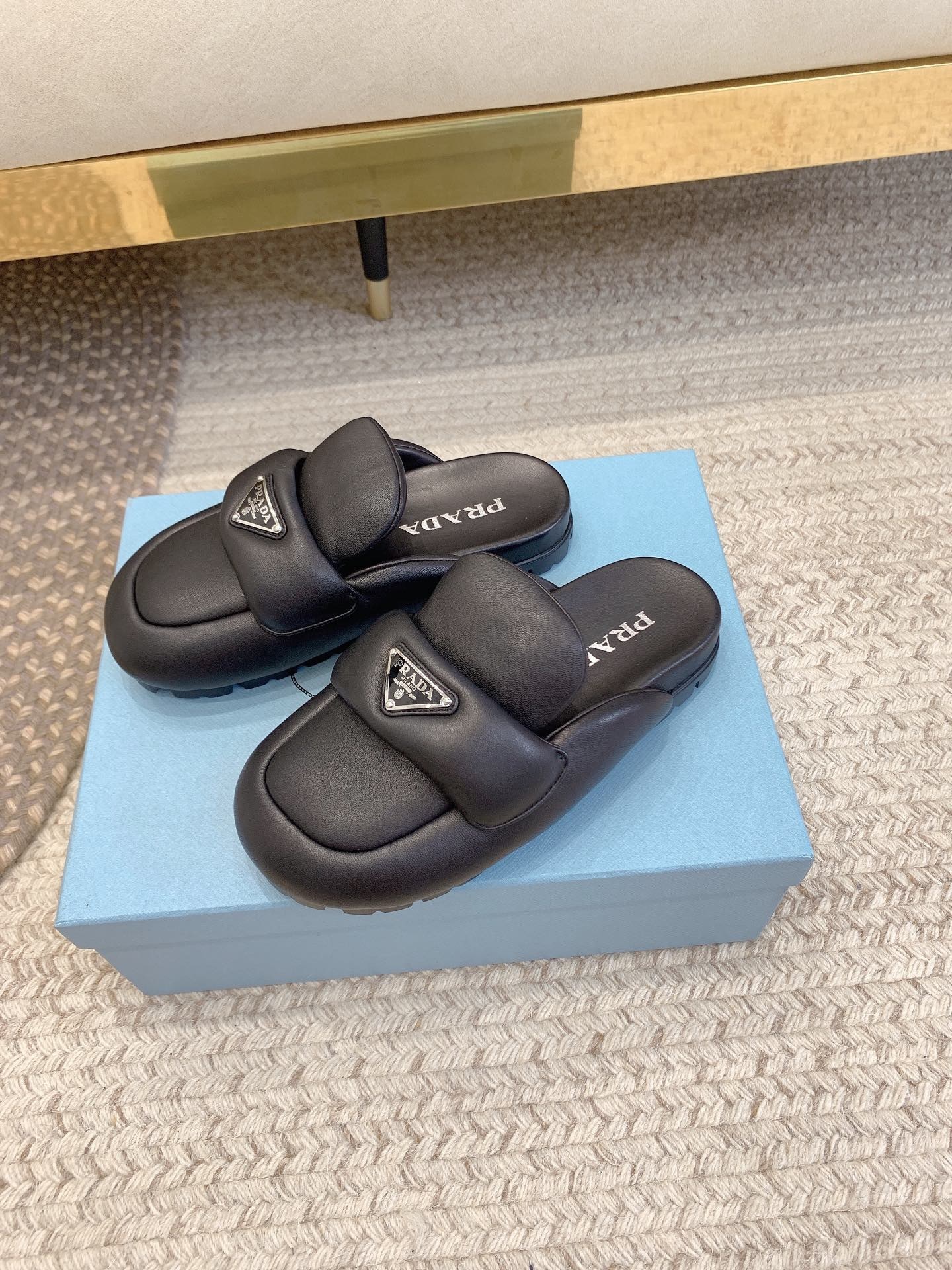 924BD2B4-B22D-4235-B3BE-B1FA4A547426