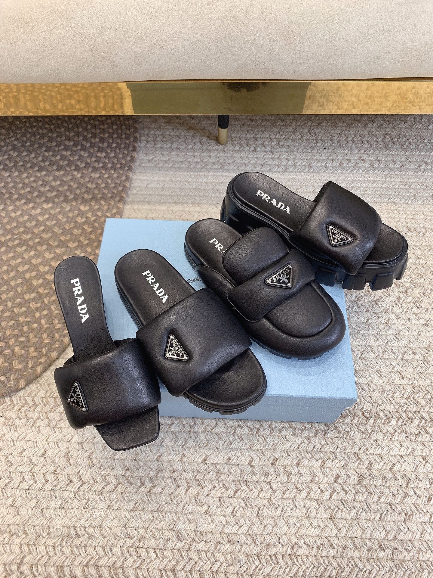 E8C7E1A6-6D1E-4DB8-9C95-BC2CC6FF8DB6