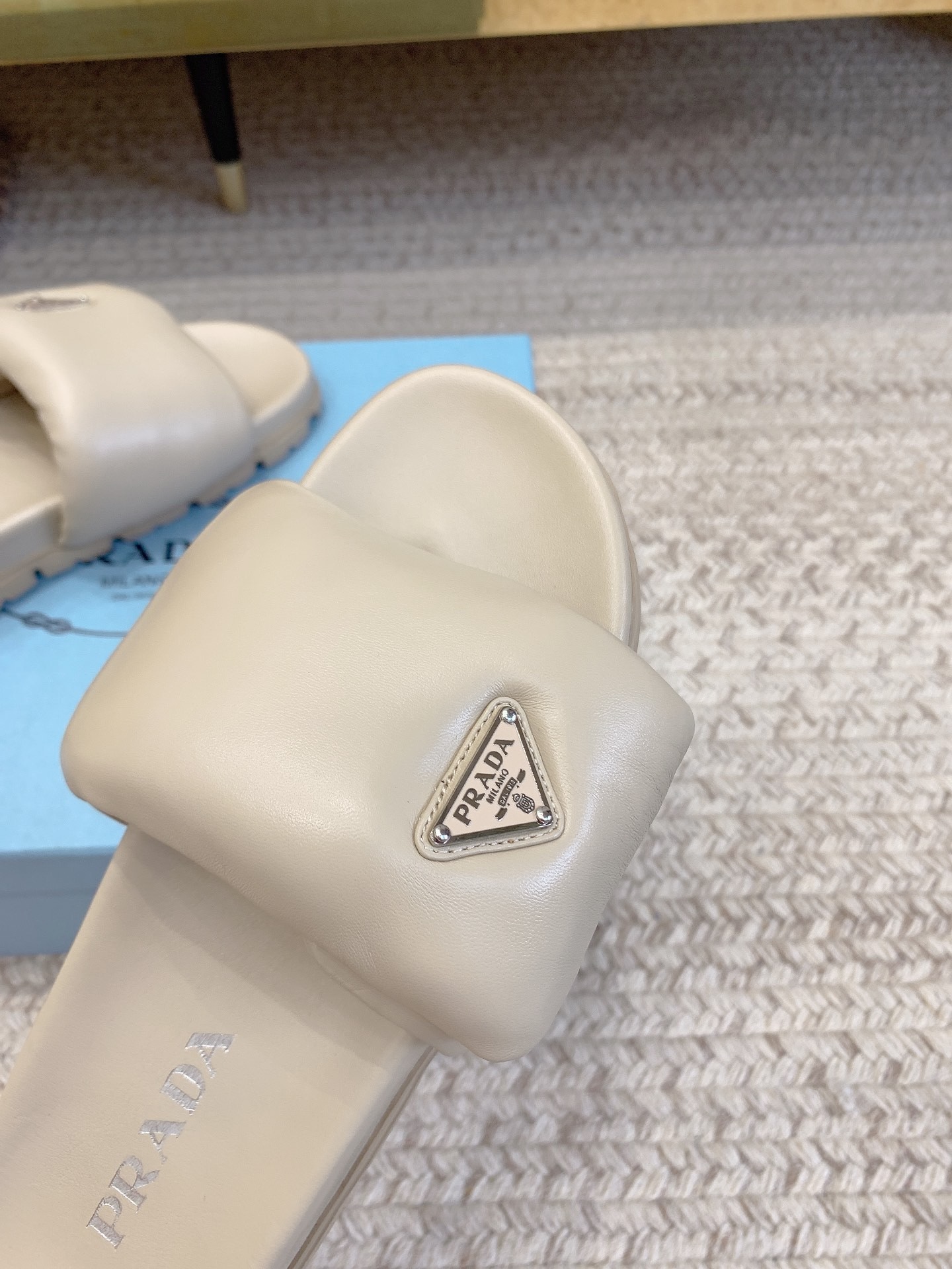 1348E68F-1BCC-4335-8EAE-A2471FA35913