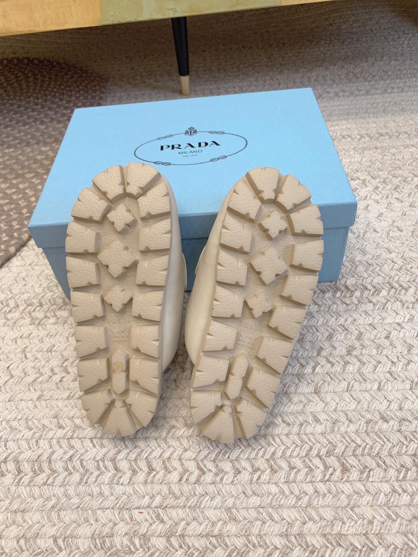 0611BA1B-1EB8-471B-A327-A133E7399D26