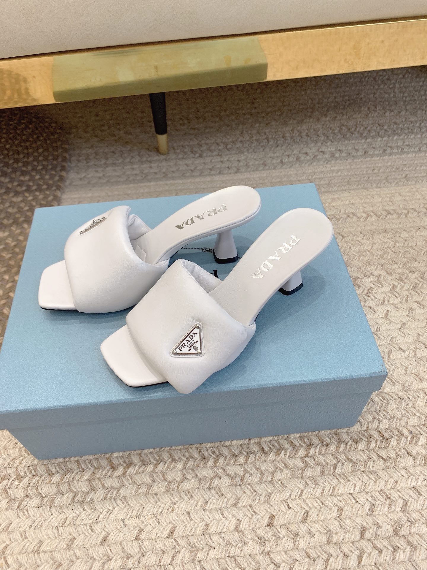 930F0FCA-52C2-4851-BFA4-0598AB41A14C